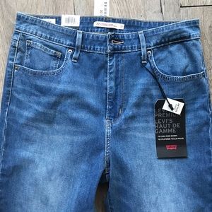 Levi’s High Rise Skinny with Tags - Size 31
